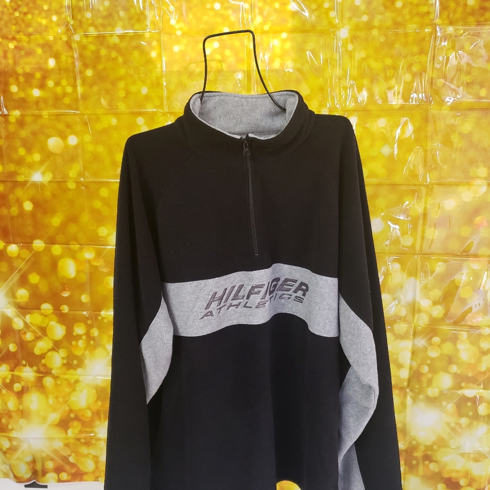 Tommy Hilfiger sweater